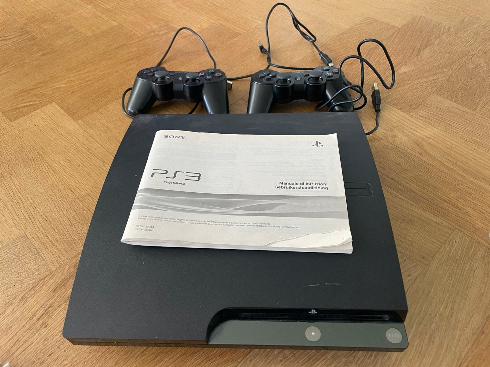PS3 2 controllers Diverse spellen, Ophalen, Zo goed als nieuw, Met 2 controllers, Slim