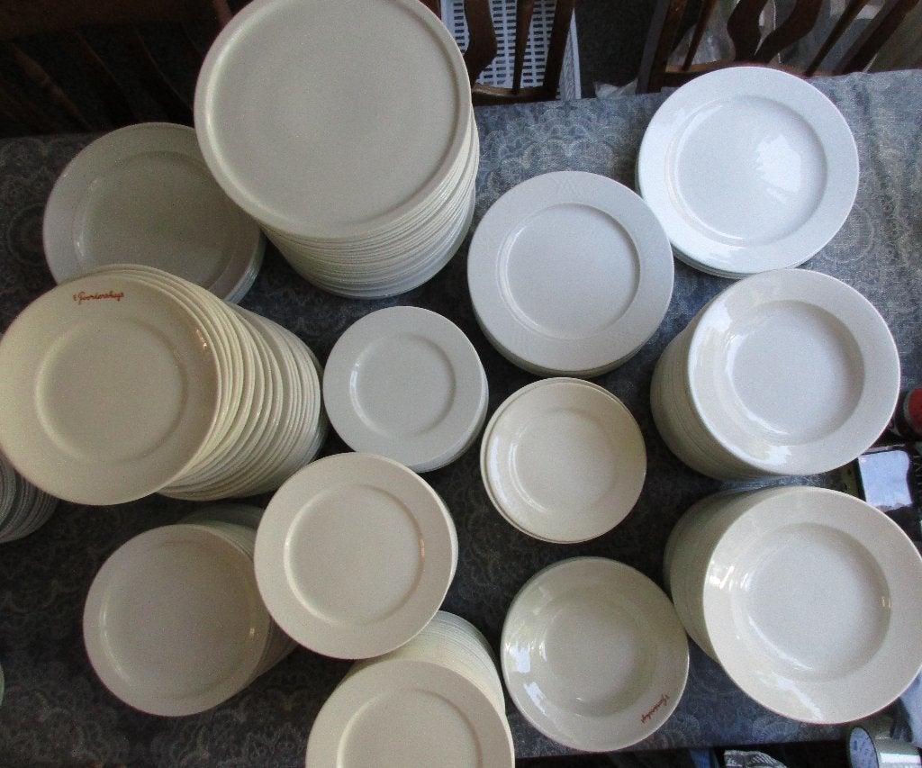 partij horeca servies borden - diep / lunch / diner enz, Ophalen, Zo goed als nieuw, Bord(en), Overige stijlen