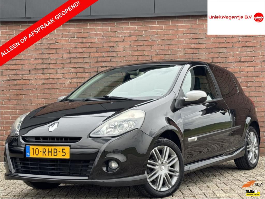 Renault Clio 1.6 GT | NL-AUTO! | NAVI! | CLIMA! | CRUISE!, Auto's, Renault, Voorwielaandrijving, Euro 5, Gebruikt, Zwart