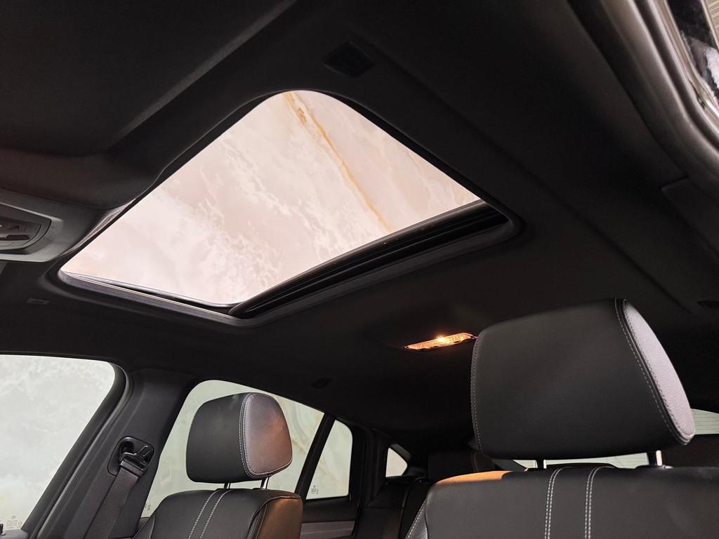 BMW X4 xDrive35d High Executive / M uitgevoerd / Pano / vol, Auto's, BMW, Automaat, 2993 cc, Leder en Stof, Zwart