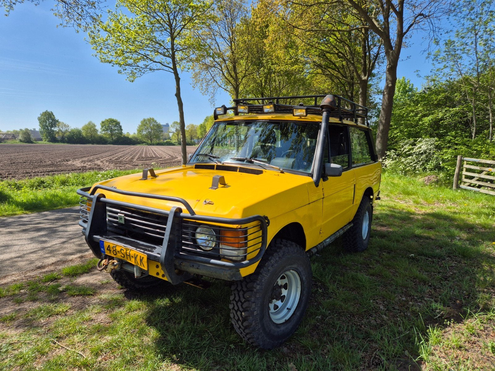 Rover Range Rover 3.5 4WD 1980 Geel, 8 cilinders, 2500 kg, Geel, Handgeschakeld