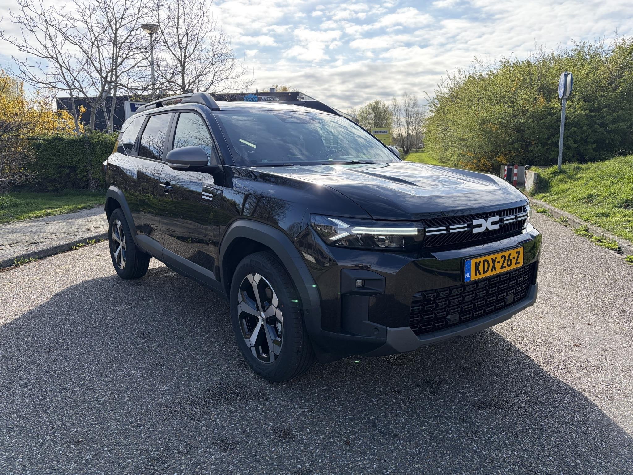 Dacia Bigster 1.8 Hybrid 155 Journey |APPLE CARPLAY ANDROID, Auto's, Stof, Zwart, Origineel Nederlands, Bedrijf