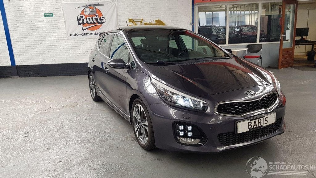 Kia Ceed 1.0i T-GDi 12V GT LINE 4DRS BENZ 998CC 88KW 120PK, Kia, 998 cc, Benzine, Hatchback