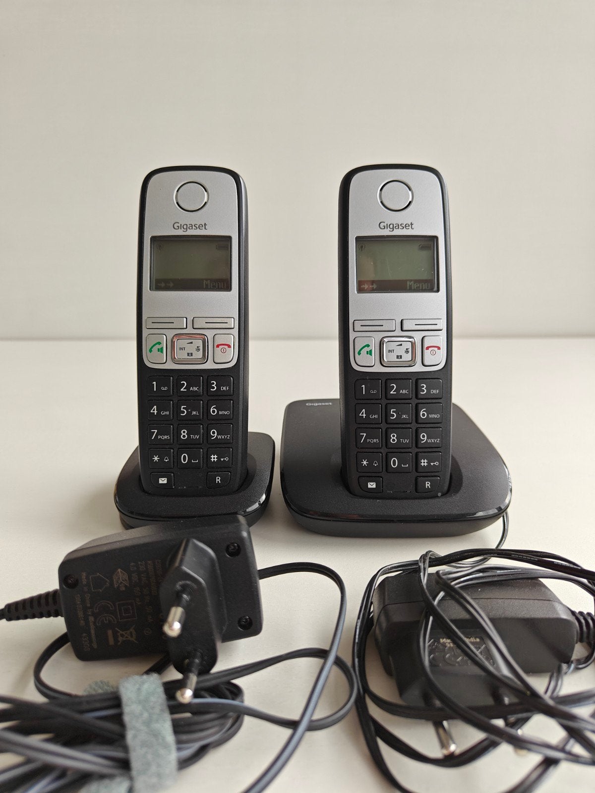 Gigaset A400 draadloze DECT-telefoon 2 handsets incl.4 batt., Telecommunicatie, Ophalen of Verzenden, Zo goed als nieuw, 2 handsets