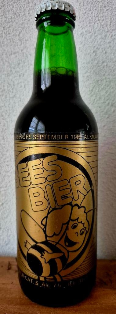 Verzamelaar;Bierbrouwerij ALKMAAR 1986 fles lekker BEES bier, Ophalen of Verzenden, Zo goed als nieuw, Flesje(s), Overige merken