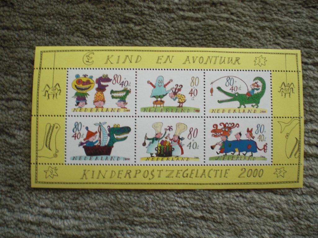 Velletje Kinderpostzegels 2000 Postfris, Postzegels en Munten, Postzegels | Nederland, Ophalen of Verzenden, Na 1940, Postfris