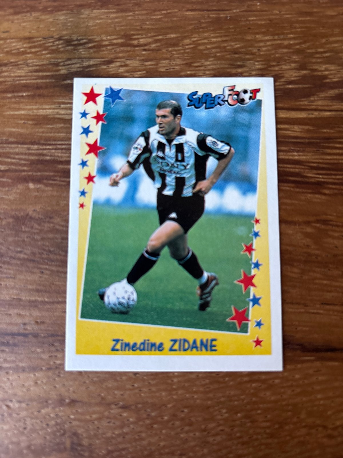 Zinedine Zidane Super Foot 1998/99 Panini Voetbalkaart, Ophalen of Verzenden, Zo goed als nieuw, Buitenlandse clubs, Spelerskaart