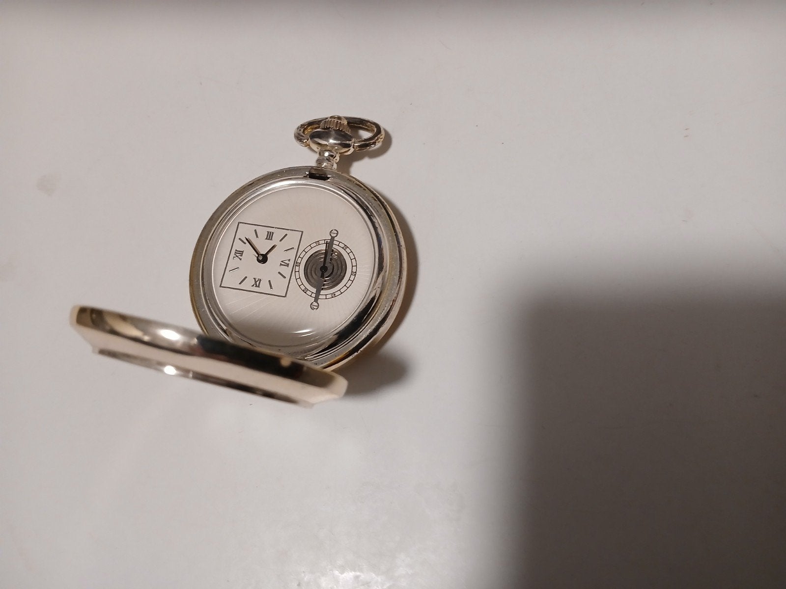 Uniek Zakhorloge - Zilverkleurig met Kompas en Gravering, Overige merken, Overige materialen, Zakhorloge, Overige materialen