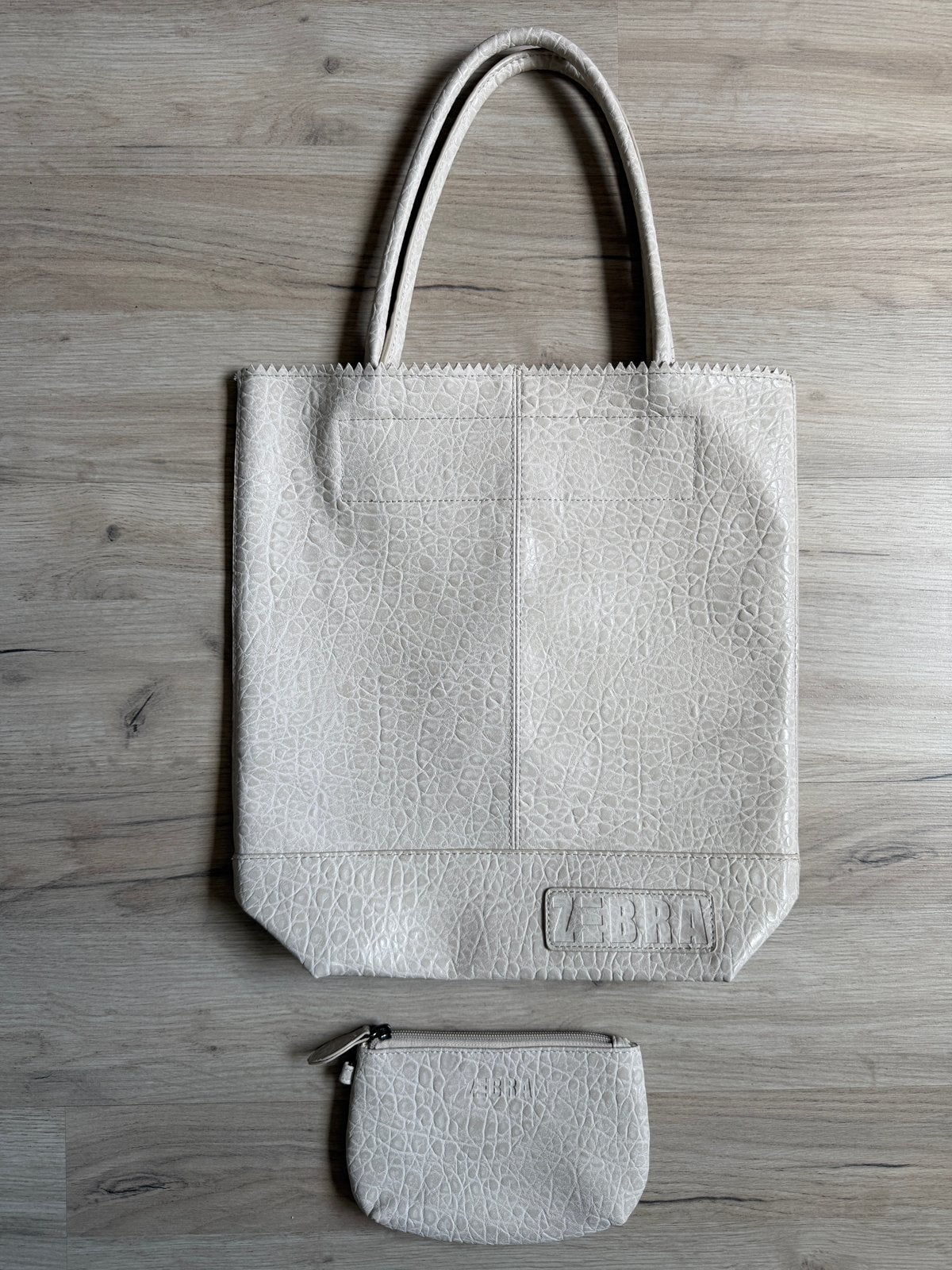 Zebra shopper leather look / vegan leer met etui, Ophalen of Verzenden, Zo goed als nieuw, Bruin, Shopper