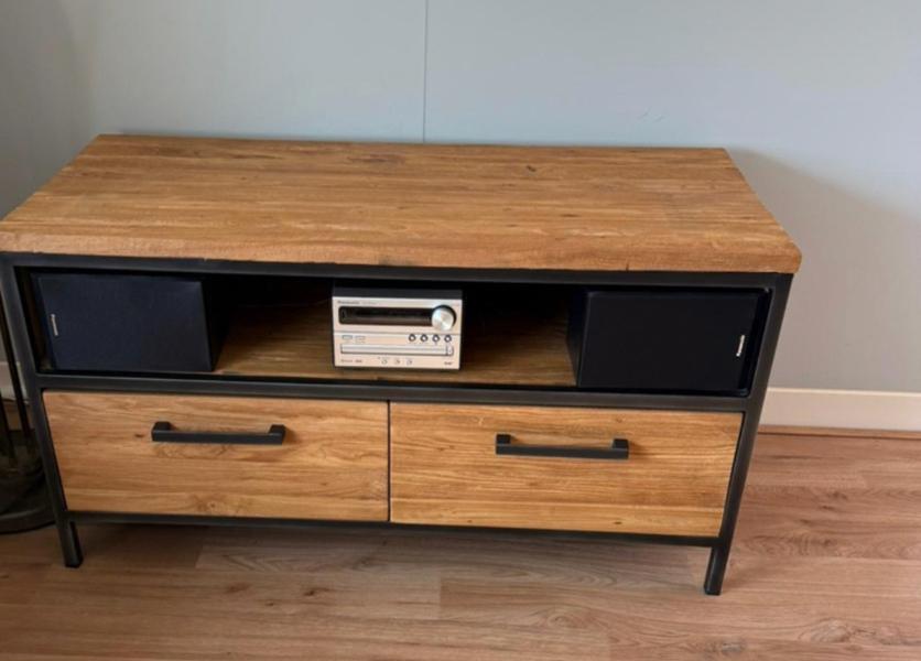 Hele inrichting dressoir Romaro tv meubel Romaro mangohout, Gebruikt, 100 tot 150 cm, Verzenden, Minder dan 100 cm