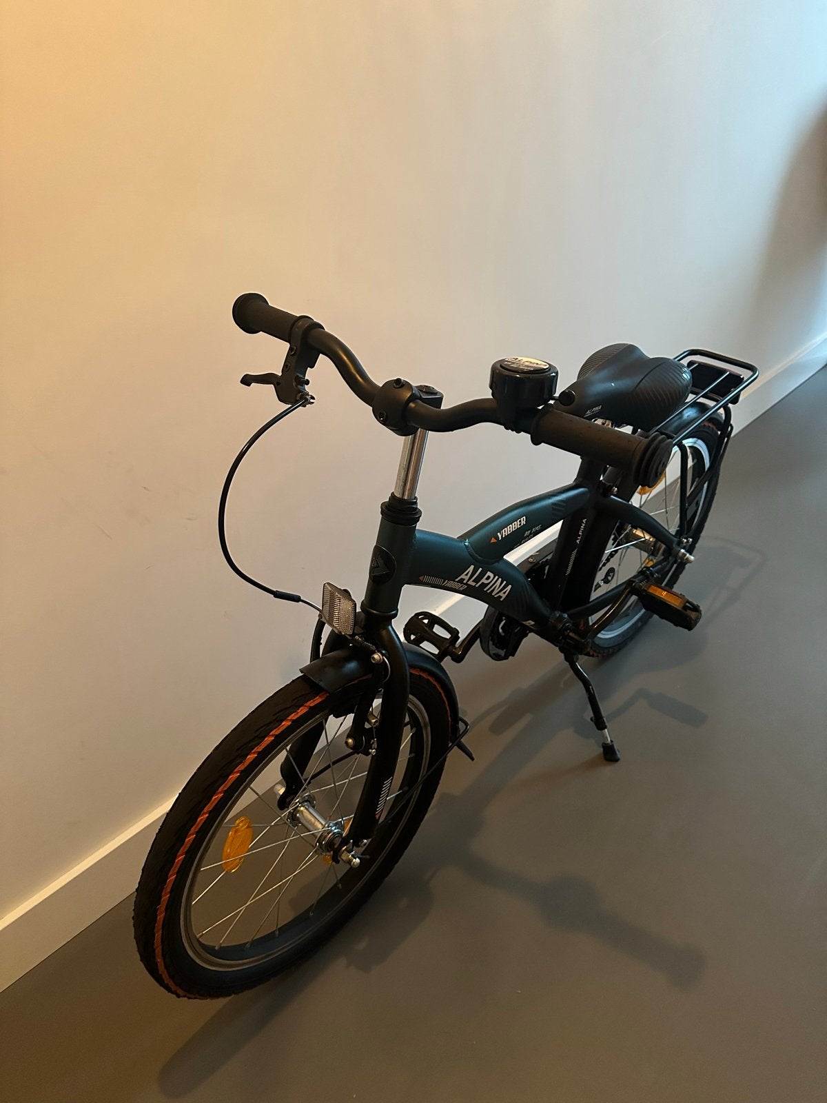 Alpina Yabber kinderfiets 18 inch, Fietsen en Brommers, Ophalen, Gebruikt, Terugtraprem, 16 tot 20 inch