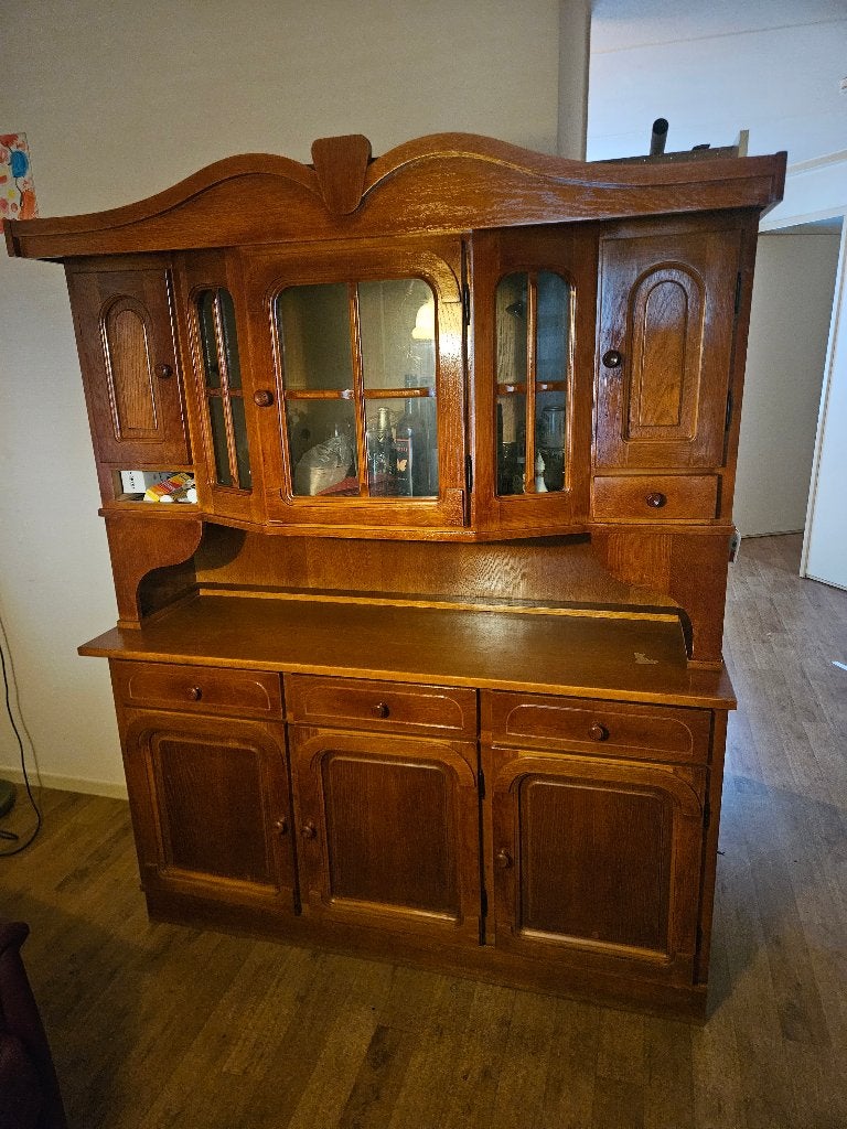 Buffet kast, Ophalen, Gebruikt, Met deur(en), 150 tot 200 cm