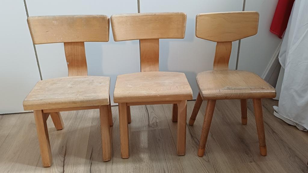 degelijke houten kleuter stoeltjes, Huis en Inrichting, Stoelen, Ophalen of Verzenden, Bruin
