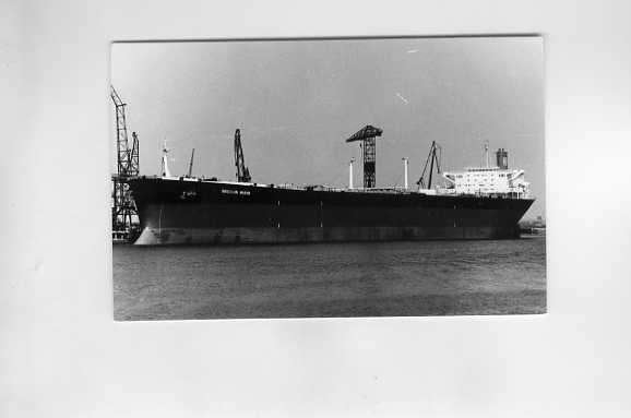 scheepvaart--ROZENBURG-werf verolme-brazilian marina 1976, Verzamelen, Scheepvaart, Ophalen of Verzenden, Zo goed als nieuw, Motorboot