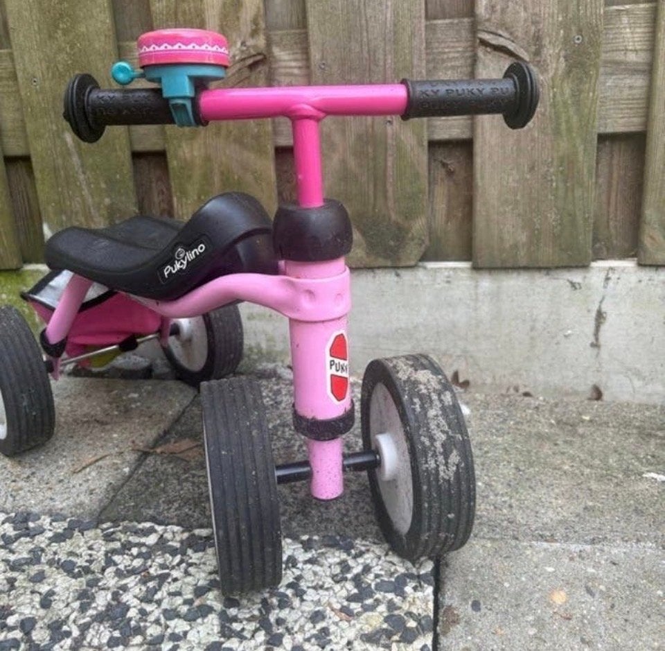 Puky Pukylino loopfiets roze met bel, Fietsen en Brommers, Fietsen | Kinderfietsjes, Gebruikt, Minder dan 16 inch, Ophalen