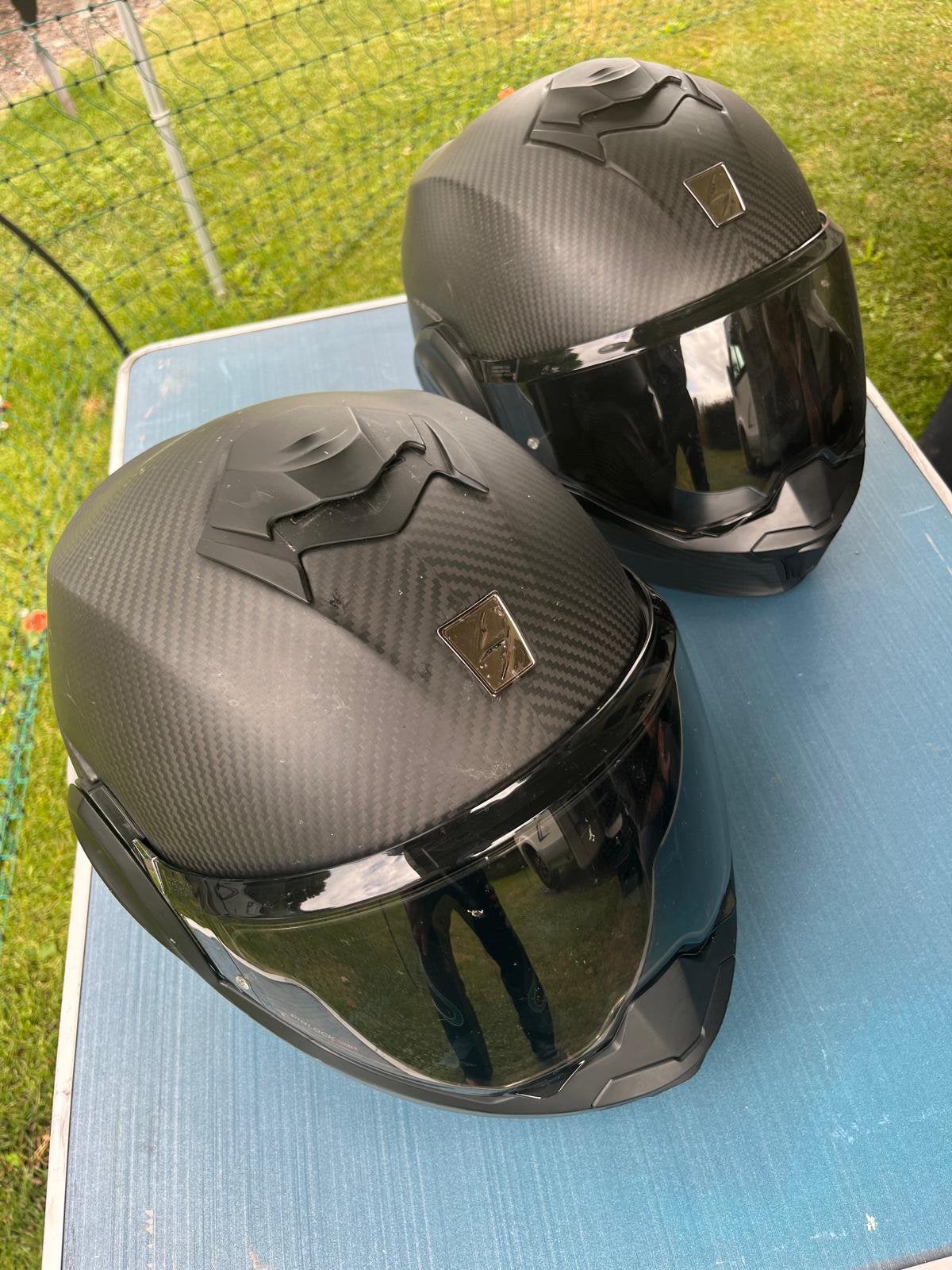 2 x EXO-TECH EVO Carbon Helmen met Cardo Packtalk Edge Duo, Helm, Helm . Com, Integraalhelm, Helm