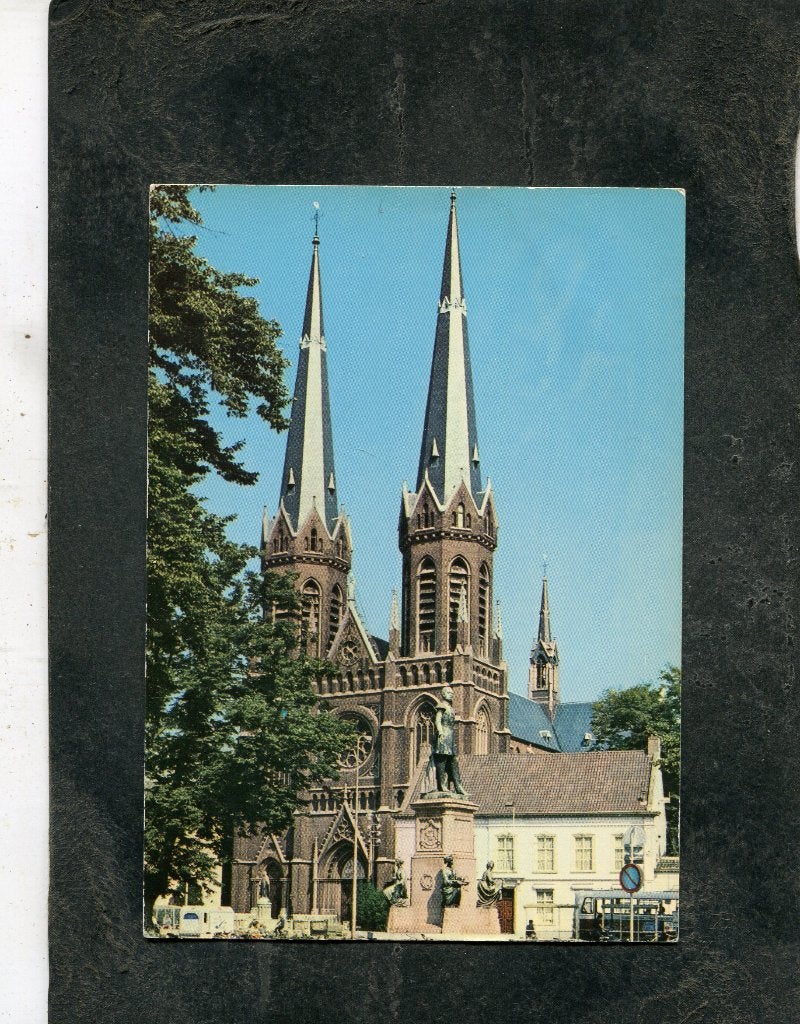 Ansicht Tilburg - Heuvelkerk met plein, Verzenden, 1980 tot heden, Ongelopen, Noord-Brabant