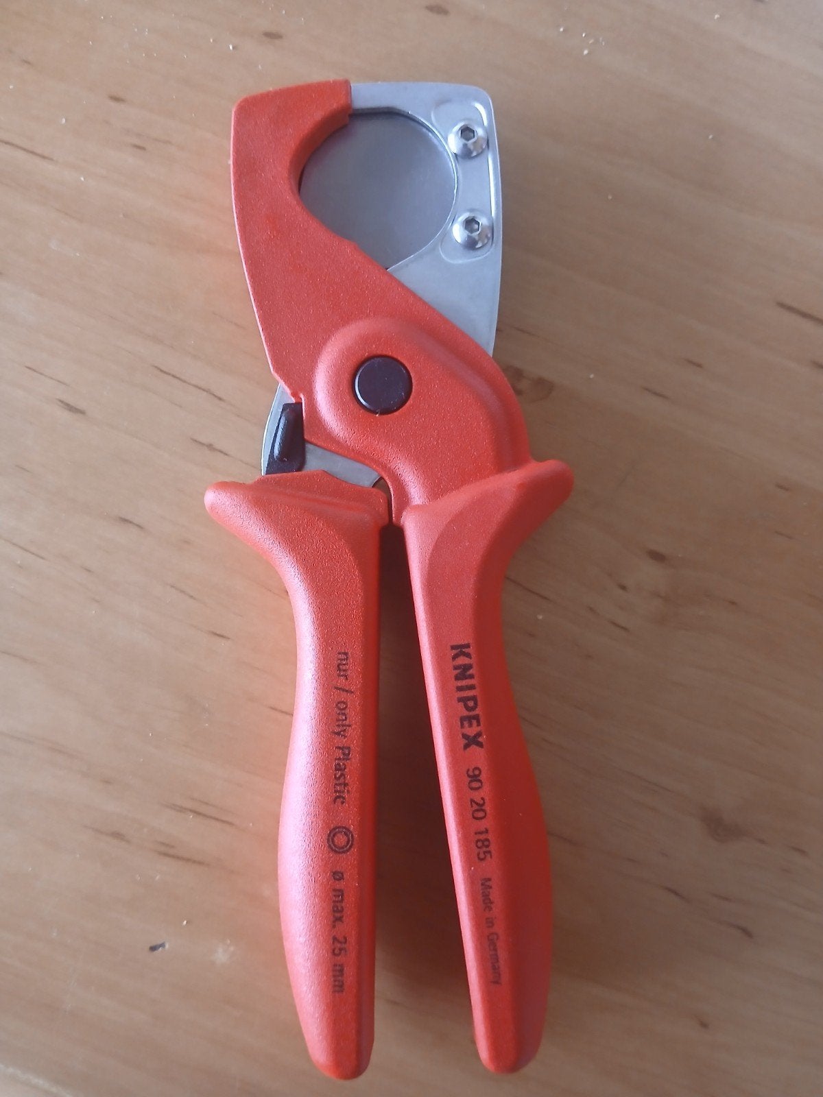 Knipex 90 20 185 kunststof pijpsnijder - max 25mm, Ophalen of Verzenden, Nieuw, Snijgereedschap, Knipex