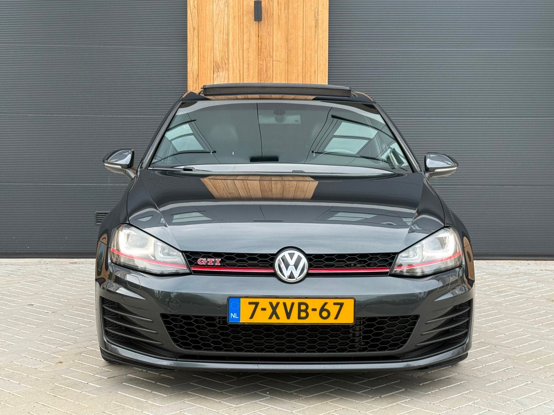 Volkswagen Golf 2.0 TSI GTI Performance PANO|LEER|DYNAUDIO|C, Auto's, Gebruikt, 4 cilinders, 1984 cc, Bedrijf