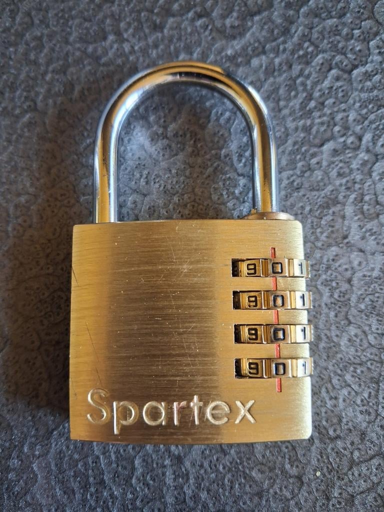 Spartax Cijferslot - Messing Hangslot met 4 Cijfers, Ophalen of Verzenden, Gebruikt