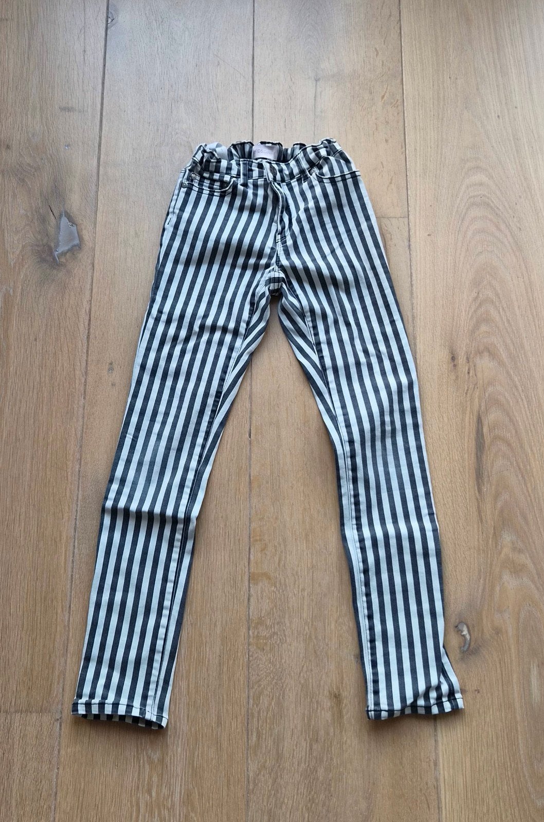 Zwart/wit gestreepte broek KIDS ONLY maat 140, Broek, Gebruikt, Meisje, Kids Only