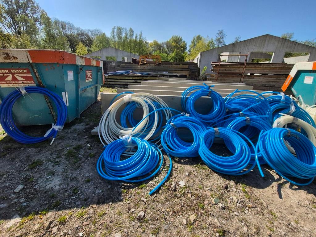 Vloerverwarmingsbuizen - PERT buizen verschillende stukken, Doe-het-zelf en Verbouw, Buizen en Afvoer, Ophalen, Pvc, Minder dan 2 meter