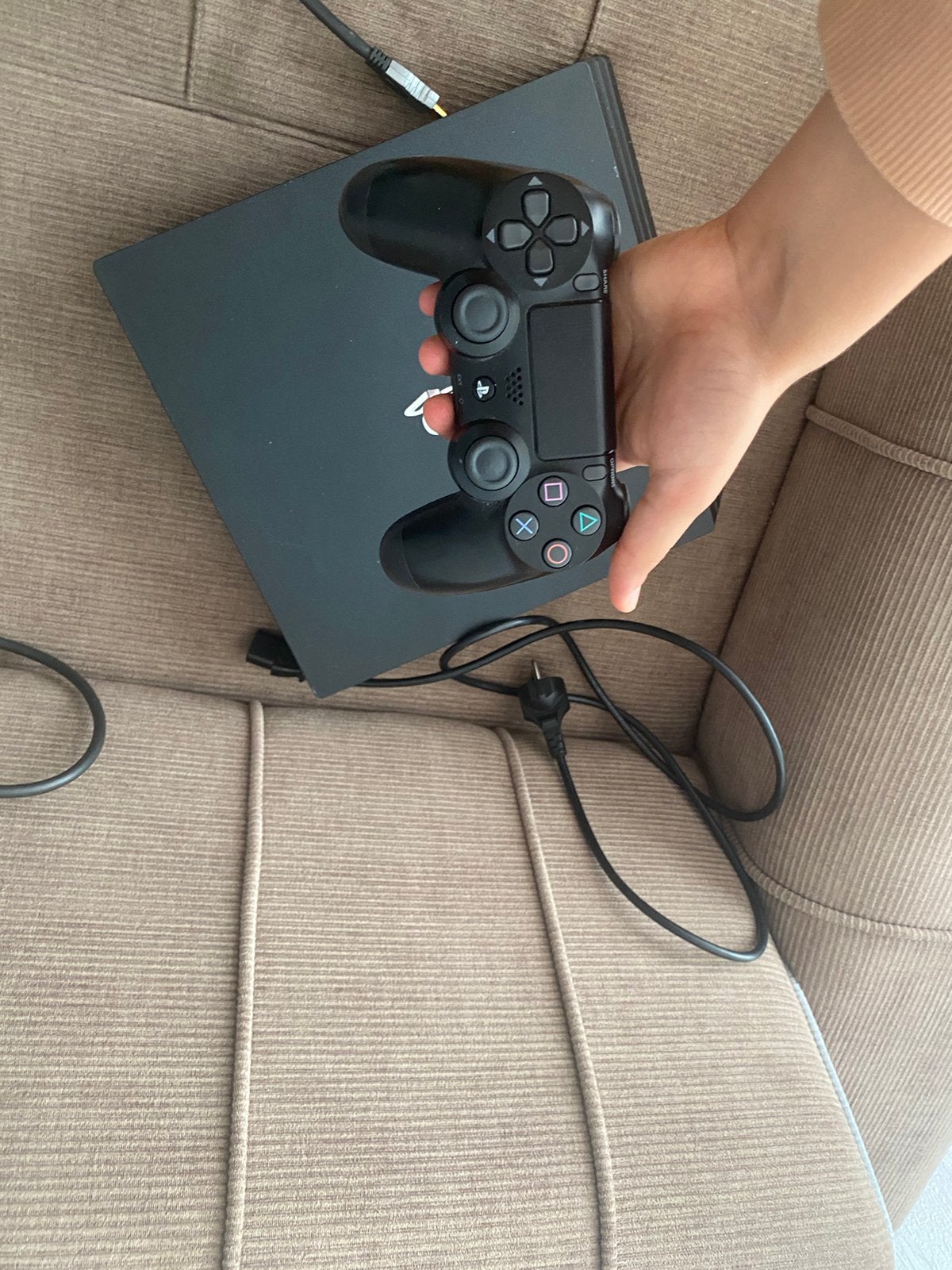 Playstation 4, Ophalen, Zo goed als nieuw, Met 1 controller, Slim