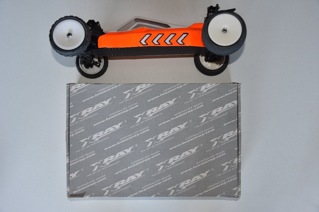 XRay XB2C ´20, Hobby en Vrije tijd, Elektro, Auto offroad, Ophalen of Verzenden, Zo goed als nieuw