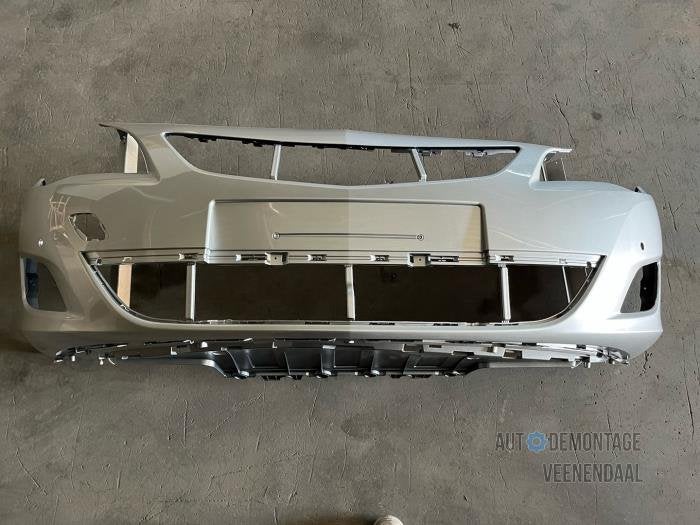 Voorbumper van een Opel Astra (Z176), Auto-onderdelen, Carrosserie en Plaatwerk, -, -, Opel, Nieuw