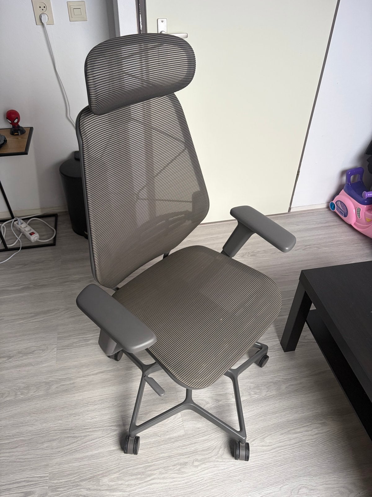Zo goed als nieuwe ergonomische bureau/gamingstoel, Ophalen, Zo goed als nieuw, Grijs, Bureaustoel