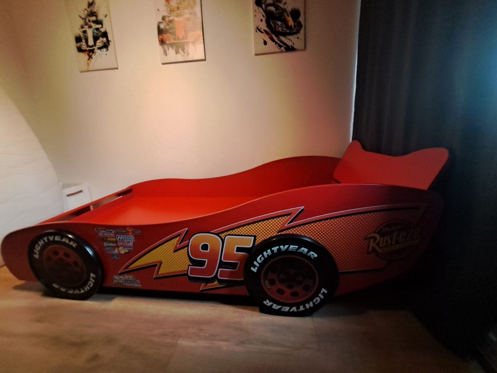 Bliksem McQueen race auto bed, Ophalen, 85 tot 100 cm, Gebruikt, Matras