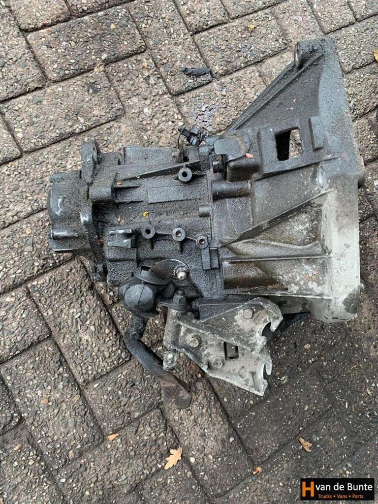 Versnellingsbak Alfa 147 1.6   2000-2010, Auto-onderdelen, Gebruikt, -, -, Ophalen of Verzenden