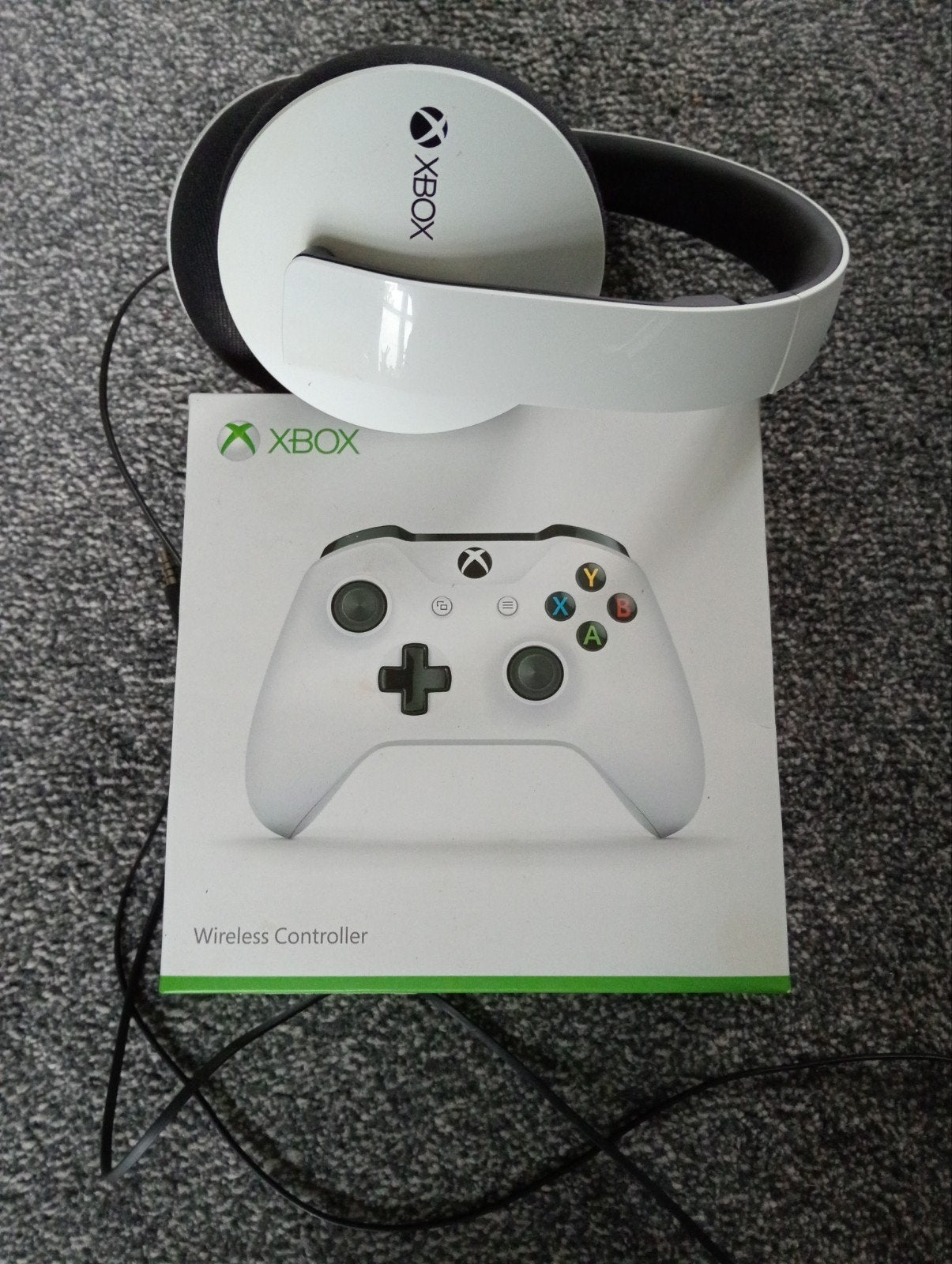 Xbox One Controller Wit met Headset, Verzenden, Zo goed als nieuw, Xbox One, Controller