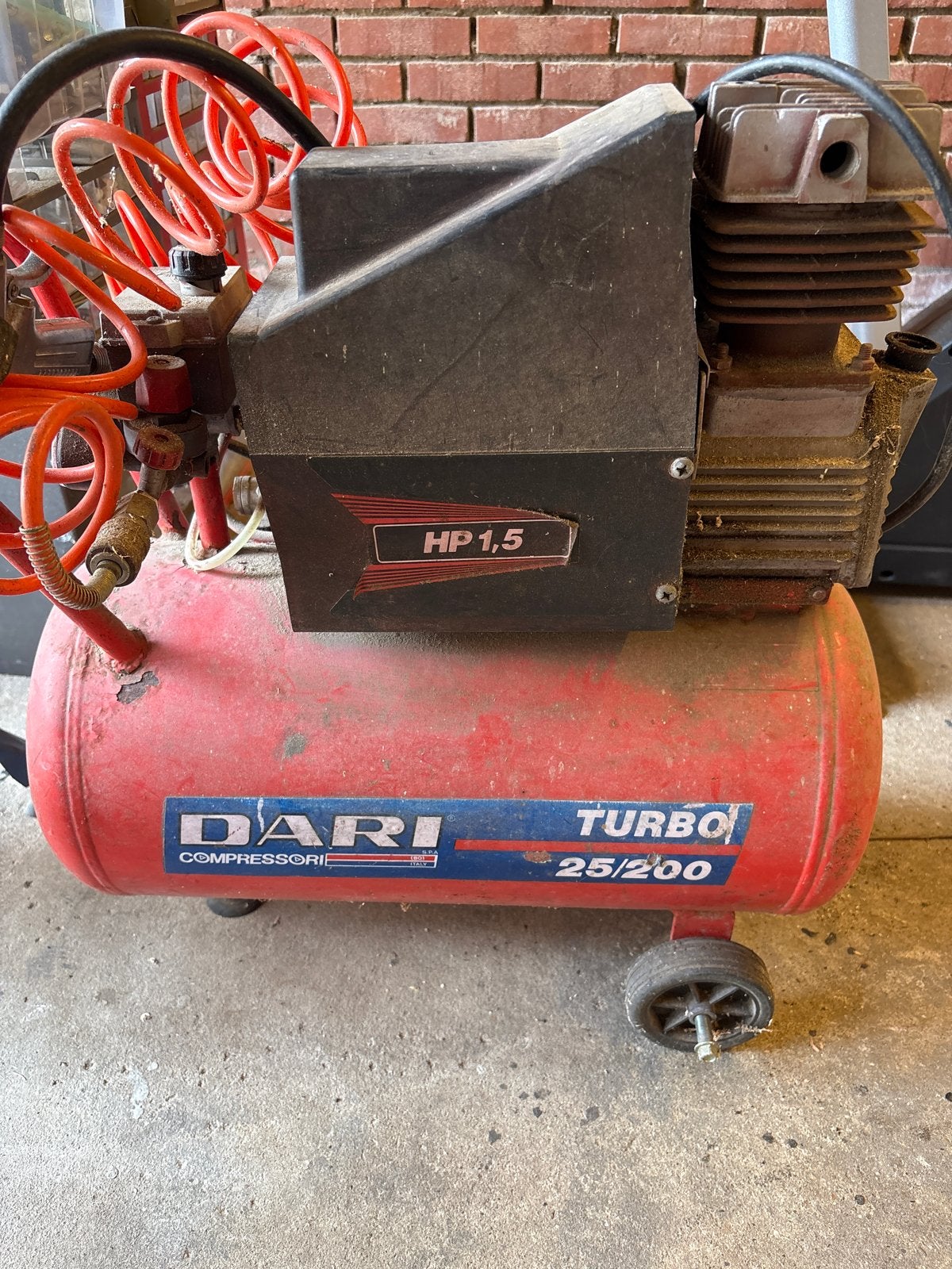DARI Compressor Turbo 25/200 - 1.5 PK, Ophalen, Gebruikt, 6 tot 10 bar, Minder dan 200 liter/min