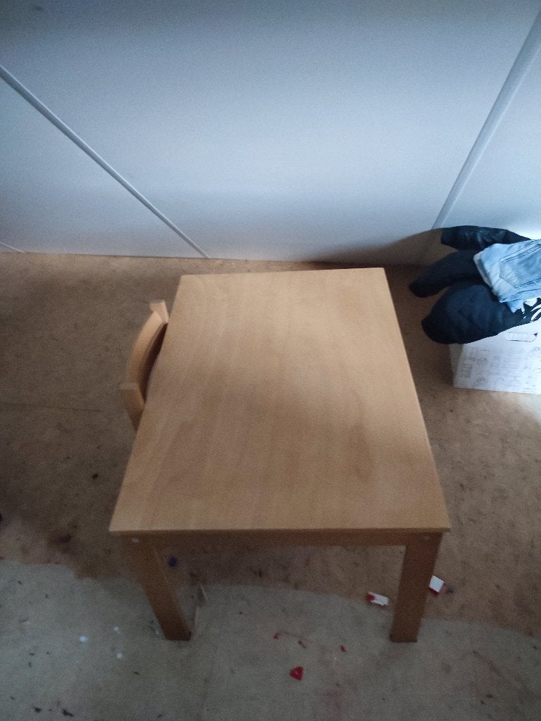 Tafel en stoel, Ophalen, Gebruikt, Tafel(s) en Stoel(en)