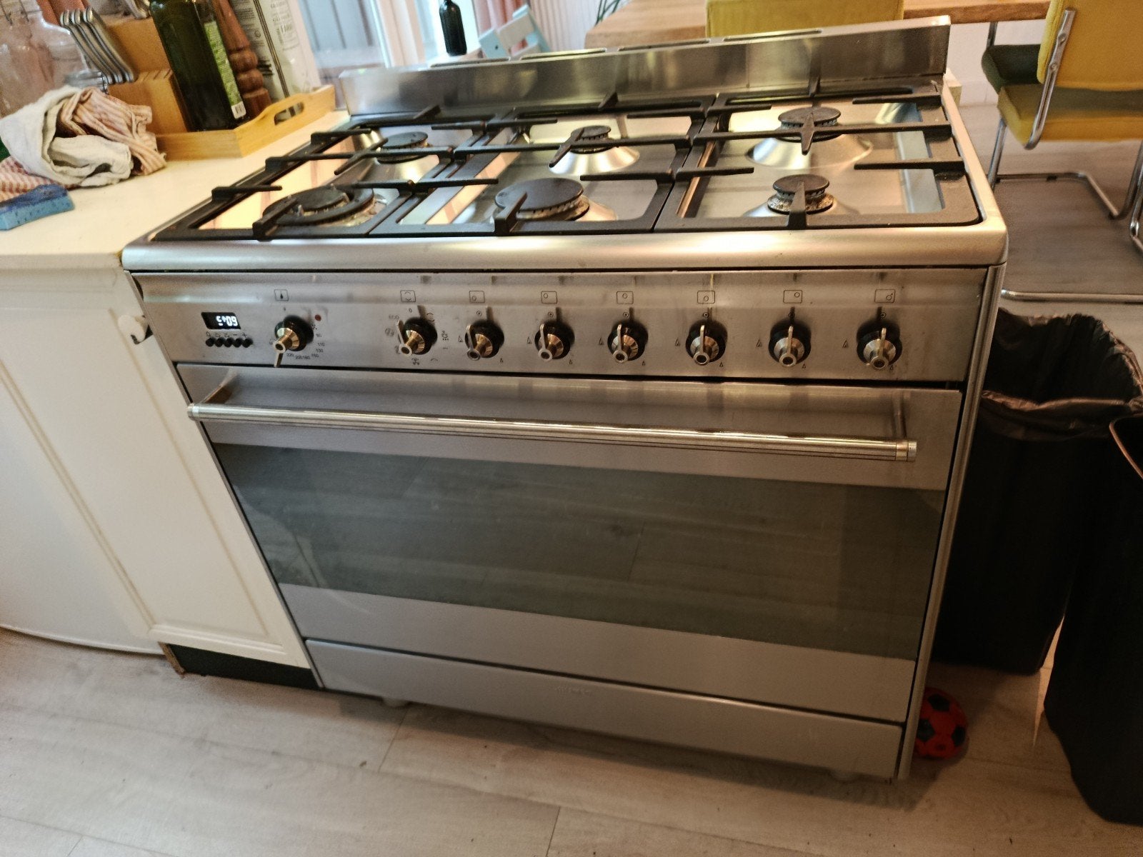 Smeg Gasfornuis met Oven - 6 pits, Ophalen, Gebruikt, Hete lucht, 60 cm of meer