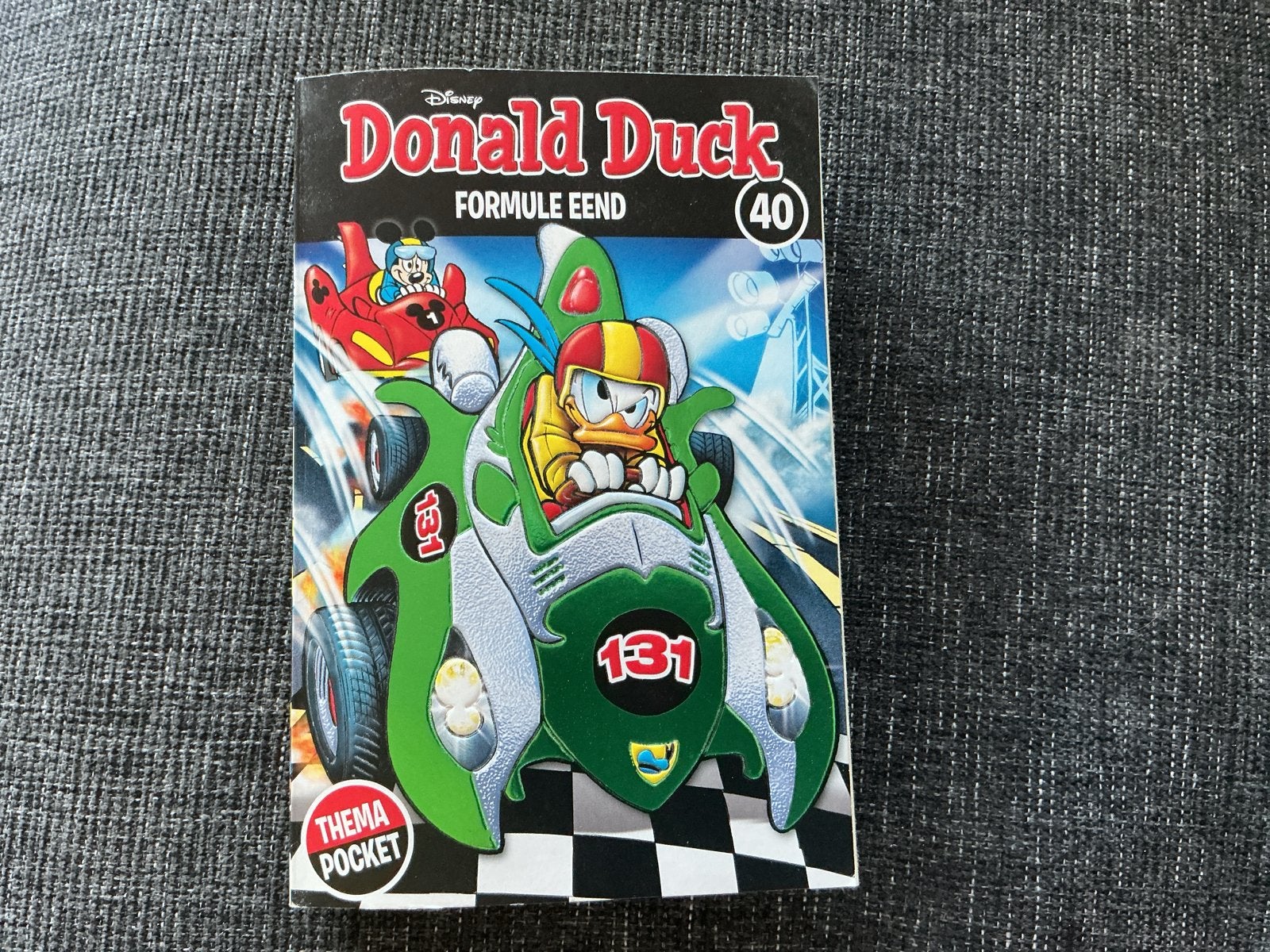 Donald Duck Thema Pocket 40: Formule Eend, Eén stripboek, Ophalen of Verzenden, Zo goed als nieuw