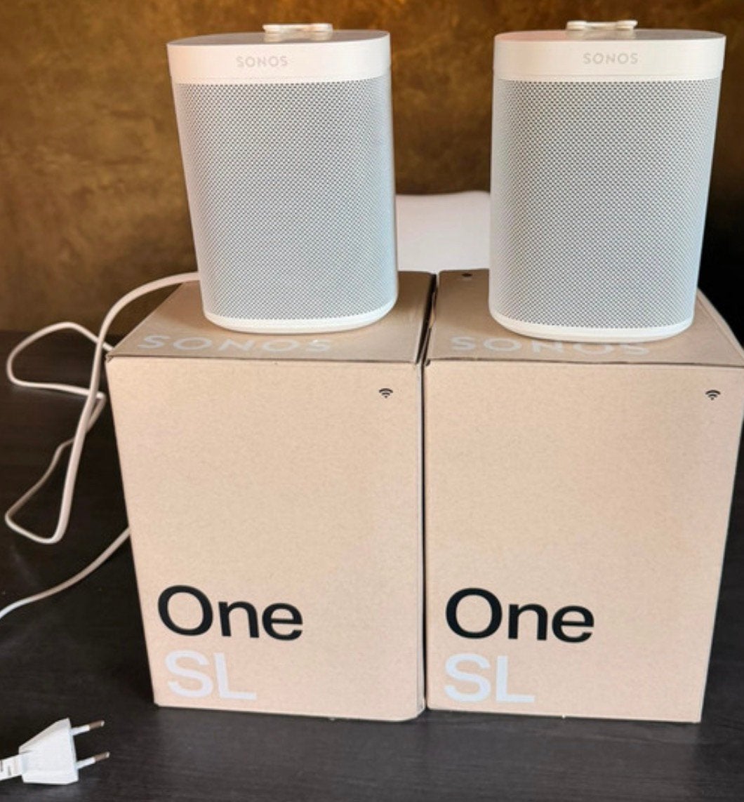 2x Witte Sonos One SL + Flexson muurbeugels + Doos, Ophalen, Inclusief muurbeugels, Zo goed als nieuw, Sonos