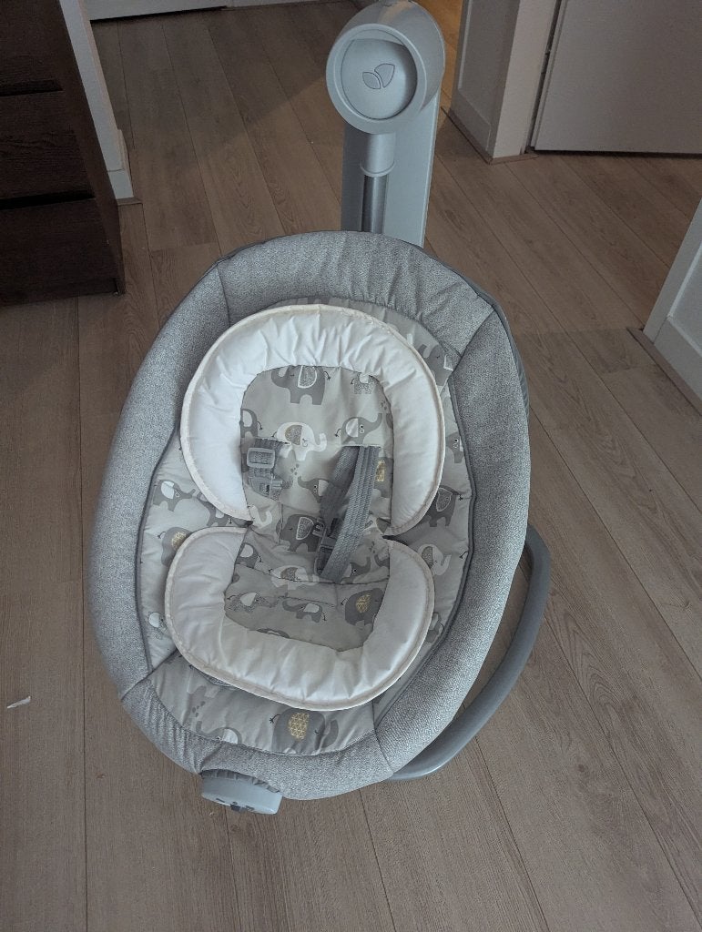 Elektrische baby wieg, Ophalen, Zo goed als nieuw, Wieg