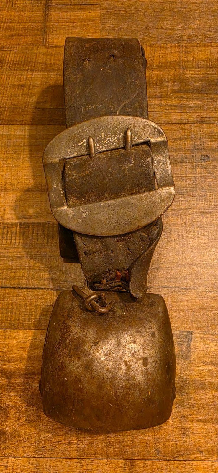 Prachtige antieke grote metalen koebel, Antiek en Kunst, Ophalen of Verzenden