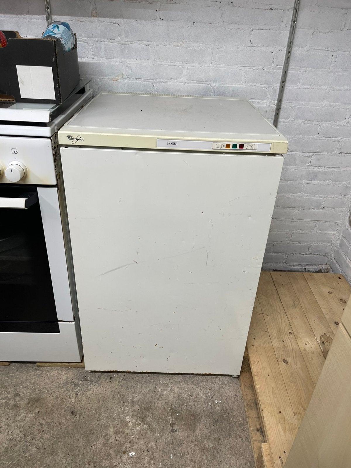 Vriezer kast, Ophalen, Zo goed als nieuw, Minder dan 60 cm