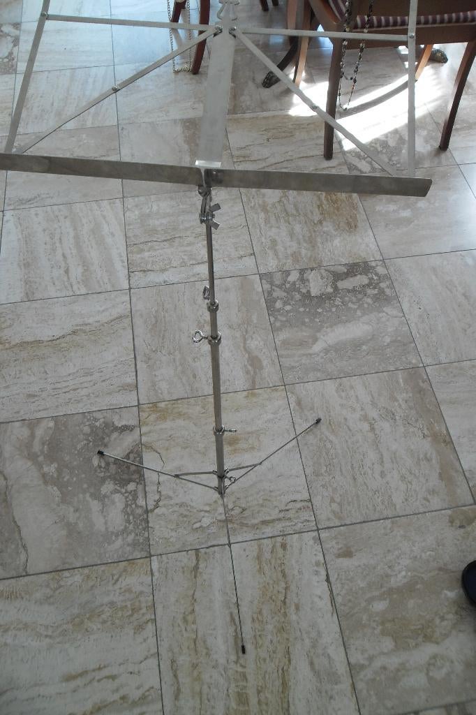 Notenstandaard Music Stand Pupitre Nr.102 K&M, Ophalen of Verzenden, Zo goed als nieuw, Muziekstandaard