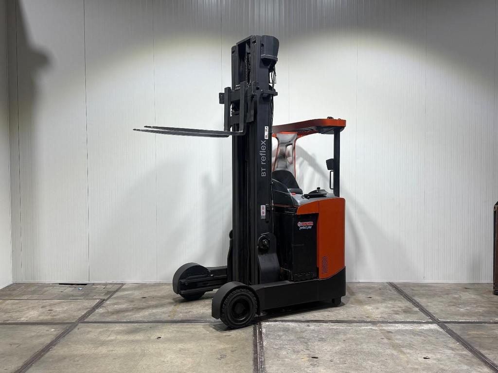 BT RRE160R Buiten reachtruck triplex sideshift Freelift HL10, 1000 tot 2000 kg, Elektrisch, Heftruck, BT