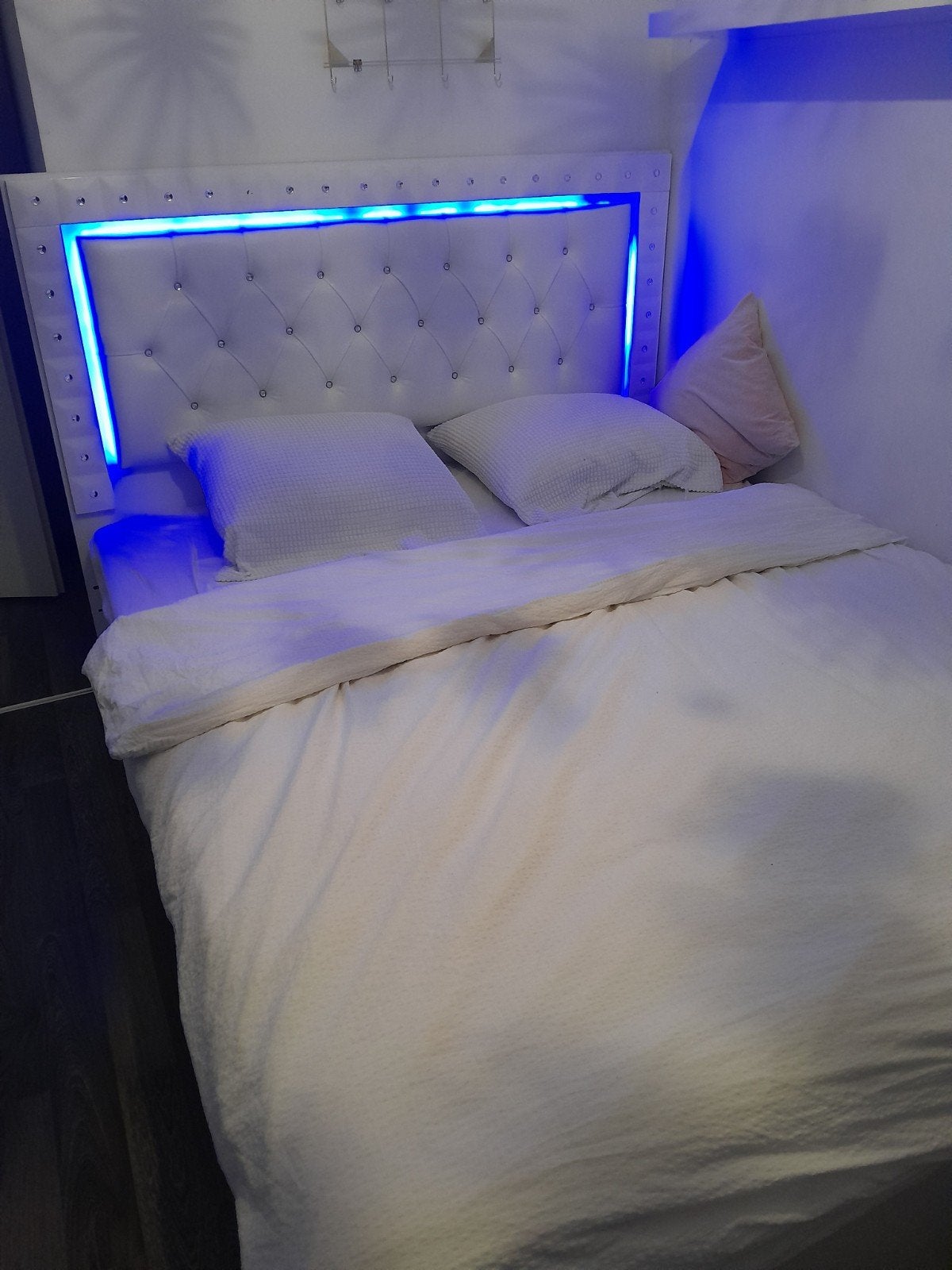 Tweepersoonsbed 160/200 met LED-verlichting, Ophalen, Overige materialen, Modern, Gestoffeerd, Gebruikt