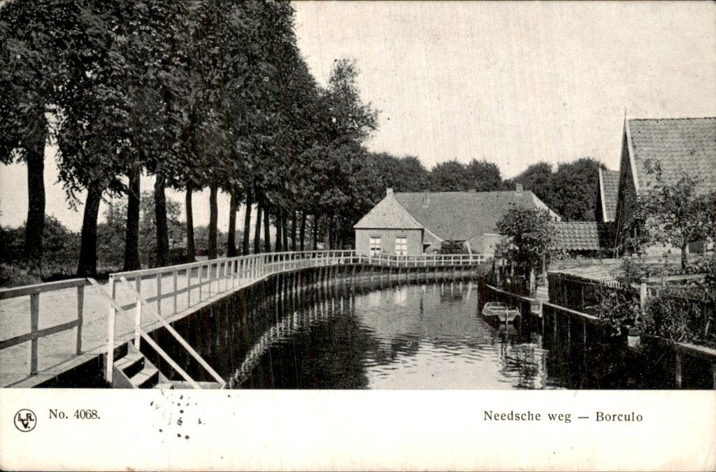 Borculo - Needsche weg - Kanaal en brug, Verzamelen, Ansichtkaarten | Nederland, Ophalen of Verzenden, Voor 1920, Gelopen, Gelderland