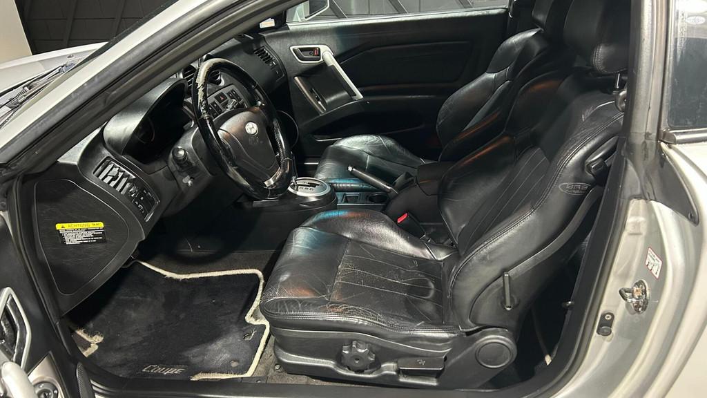 Hyundai Coupé 2.7i Sport/1e Eig/Airco/Leer/18''/168PK/Xenon, Auto's, Hyundai, Gebruikt, Coupé, 4 stoelen, 2656 cc