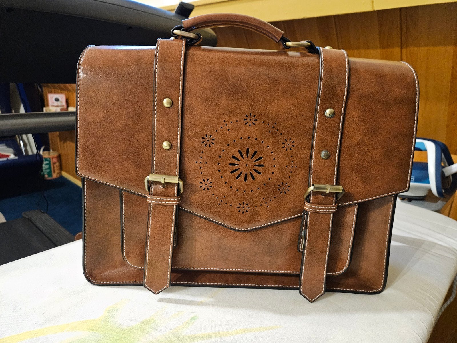 Bruine laptoptas/aktetas/schouder/rugtas, Sieraden, Tassen en Uiterlijk, Tassen | Damestassen, Ophalen of Verzenden, Zo goed als nieuw