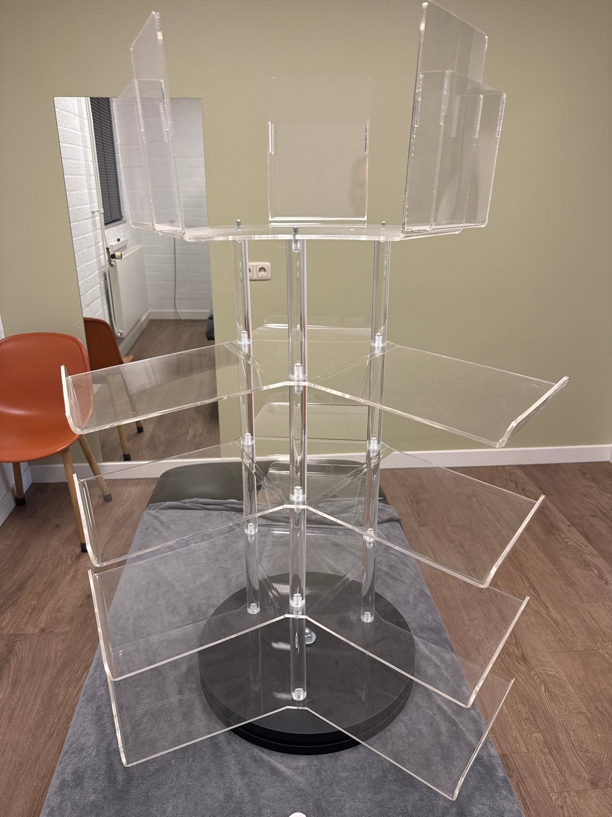 Display acryl bv  voor schoenen, Ophalen