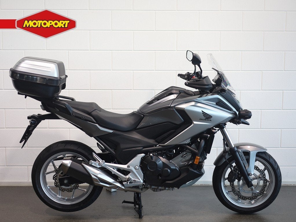 Honda NC 750 X (bj 2018), Bedrijf, Mc.benelux@honda-eu.com, Meer dan 35 kW, Toermotor