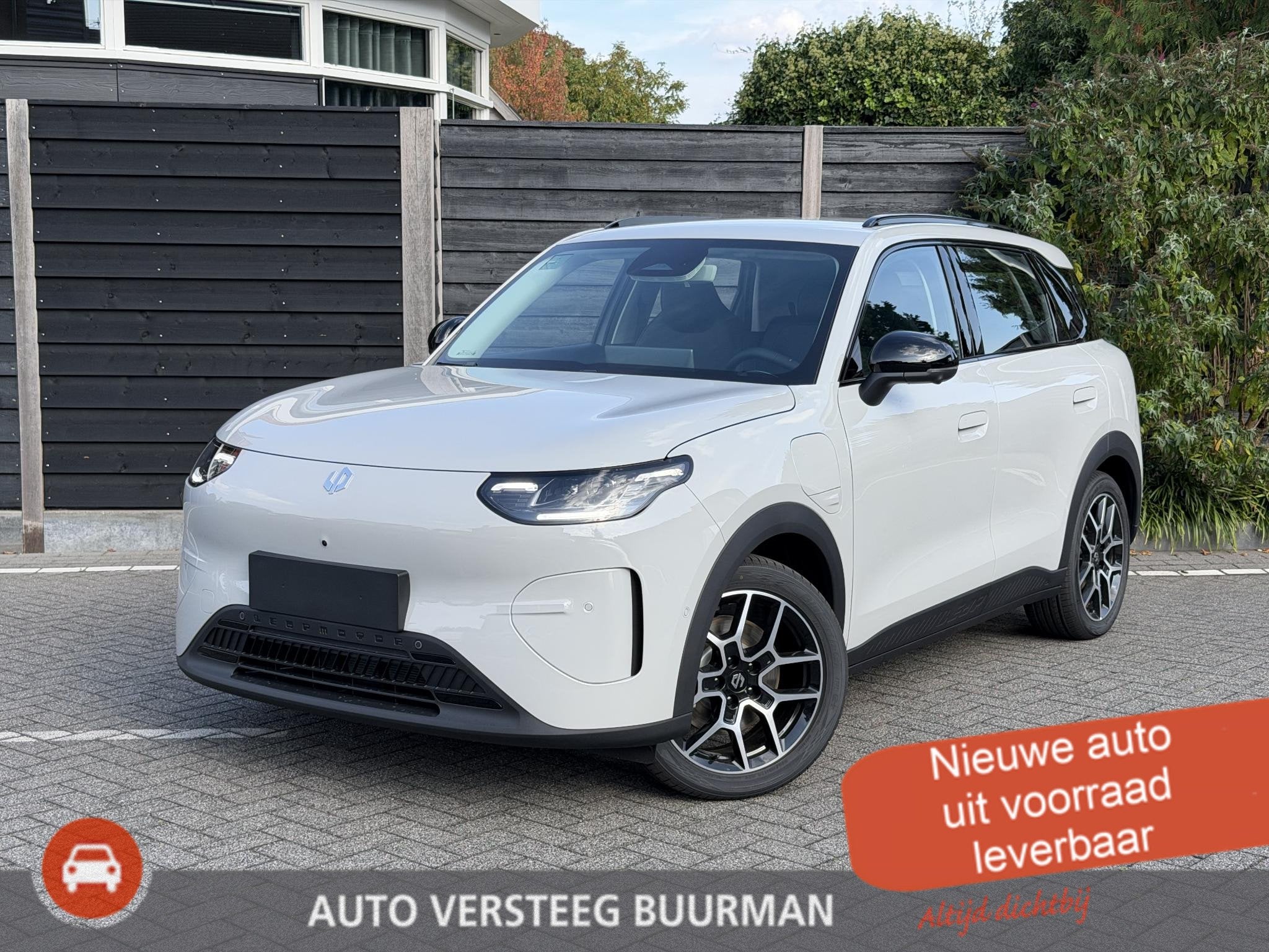 Leapmotor B03X Design ProMax 53 kWh 197PK Automaat Navigatie, 12 maanden, 1525 kg, Zwart, Elektrisch